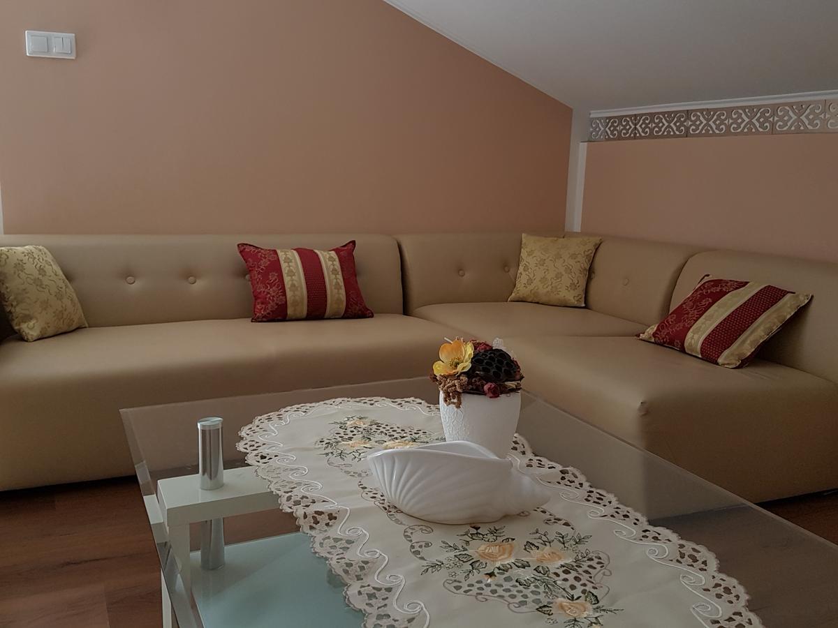 Apartments Suzana Novi Vinodolski Bagian luar foto